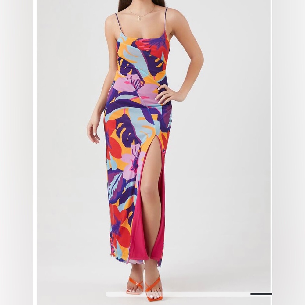 tropical floral maxi dress 🌹